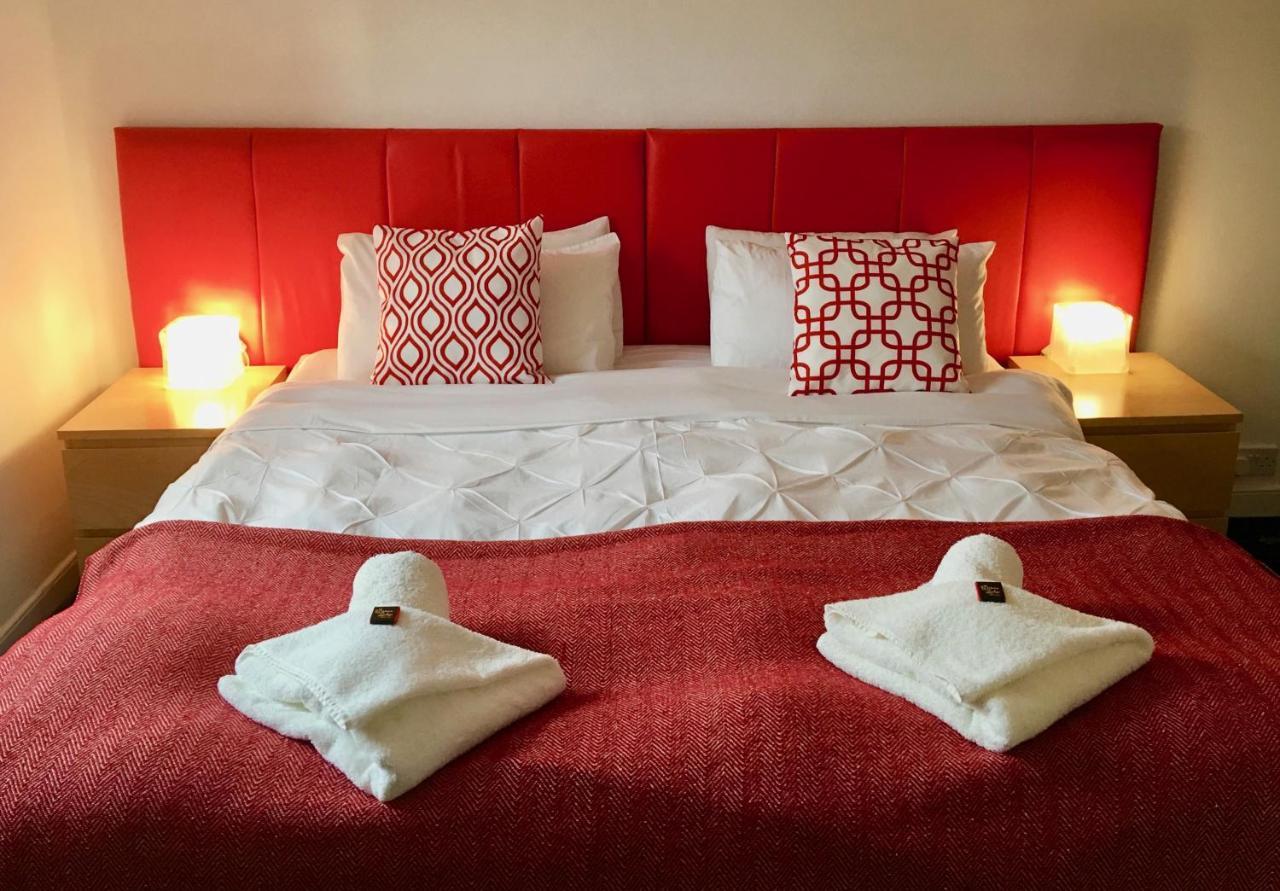 Watson Lodge Guest House Galashiels Ngoại thất bức ảnh